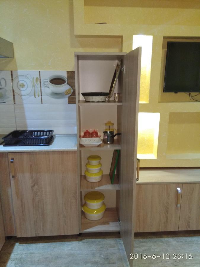 Guest House In Center Erivan Exterior foto